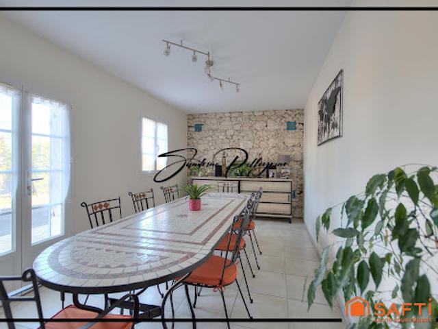 Vente Maison 12 pièces 460 m2 Saint Martin de Coux