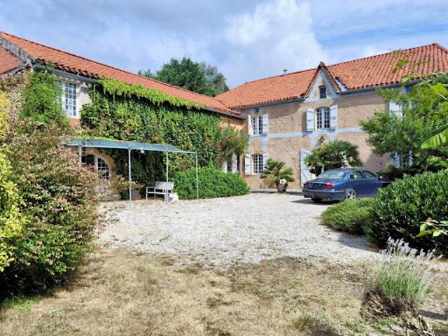 Vente Maison 12 pièces 468 m2 Castelnau Rivière Basse