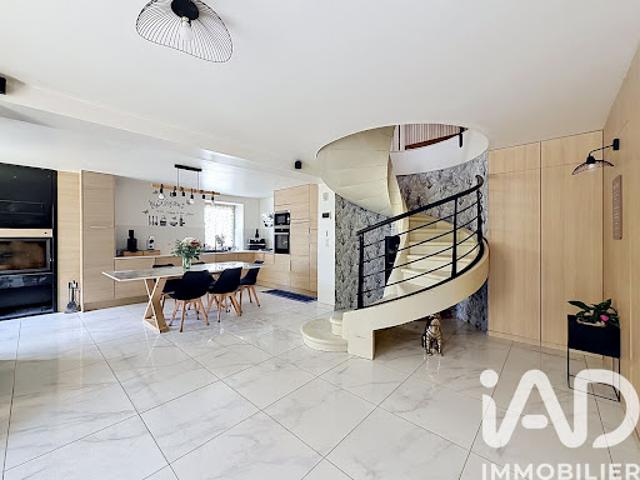 Vente Maison 12 pièces 492 m2 Frépillon