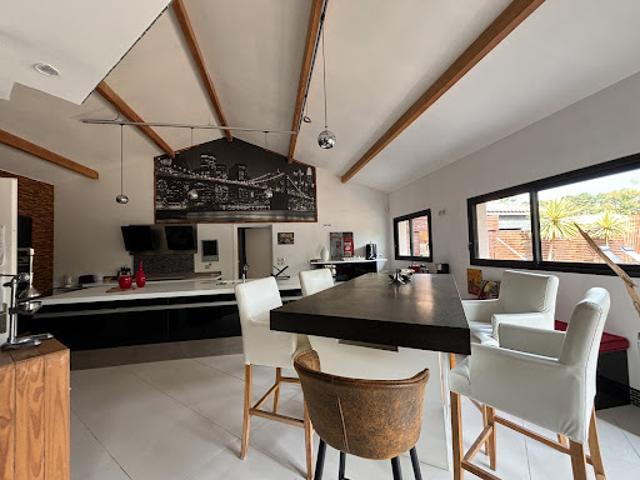 Vente Maison 12 pièces 400 m2 Messanges