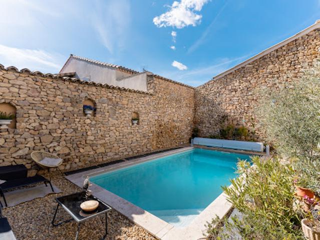 Vente Maison 12 pièces 400 m2 Quarante