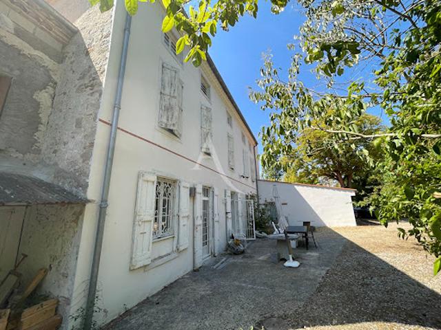 Vente Maison 12 pièces 402.22 m2 Saint Félix Lauragais