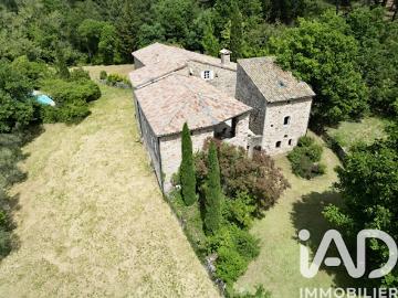 Vente Maison 12 pièces 404 m2 Ailhon