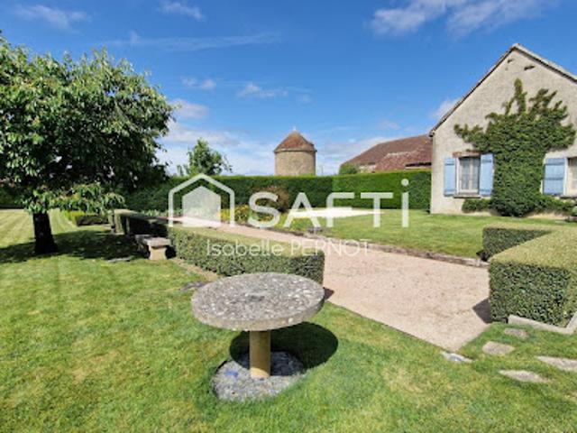Vente Maison 12 pièces 410 m2 Carisey