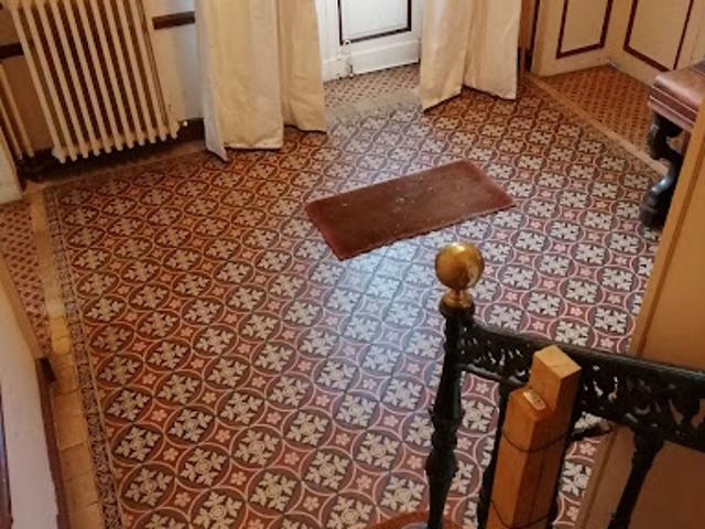 Vente Maison 12 pièces 420 m2 Montreuil le chetif