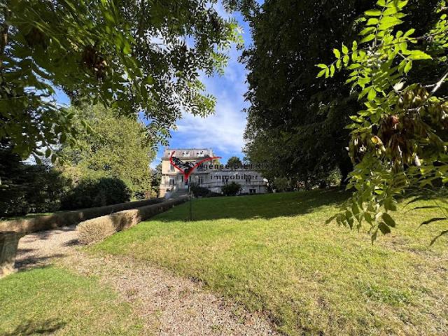 Vente Maison 12 pièces 421 m2 Mériel