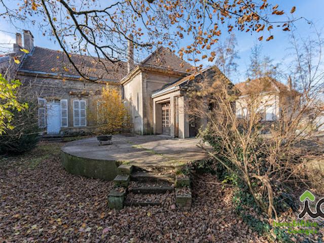Vente Maison 12 pièces 427 m2 Jouy aux Arches