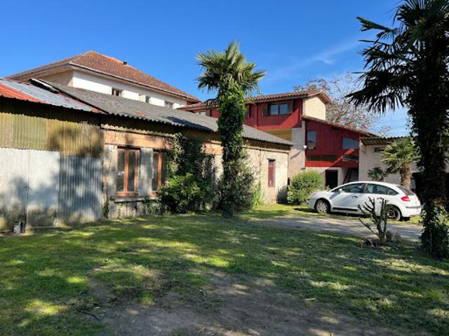 Vente Maison 12 pièces 550 m2 Vicq d'Auribat