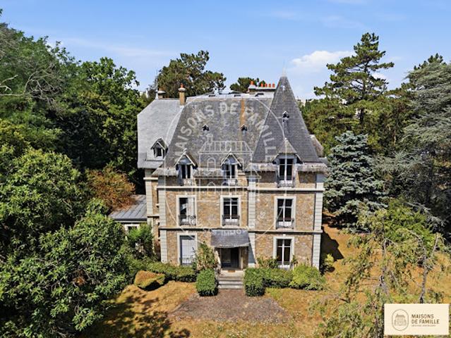 Vente Maison 12 pièces 500 m2 La Celle Saint Cloud