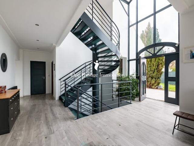 Vente Maison 12 pièces 523 m2 Seine Port