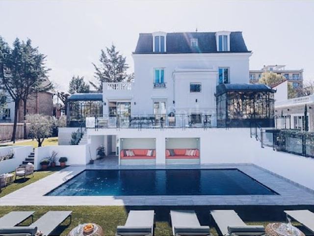 Vente Maison 12 pièces 536 m2 La Varenne Saint Hilaire