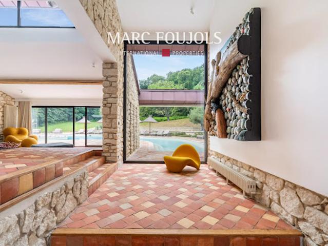 Vente Maison 12 pièces 669.02 m2 Milon la Chapelle