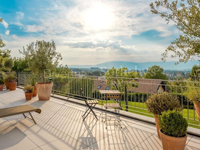 Vente Maison 12 pièces 684 m2 Collonges sous Salève