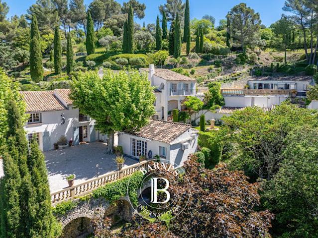 Vente Maison 12 pièces 600 m2 Aix en Provence