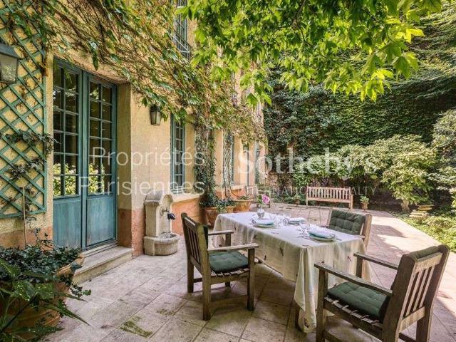 Vente maison 13 pièces Paris 7e 75
