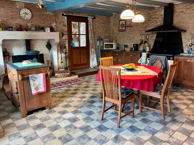 Vente maison 13 pièces Poursac 16