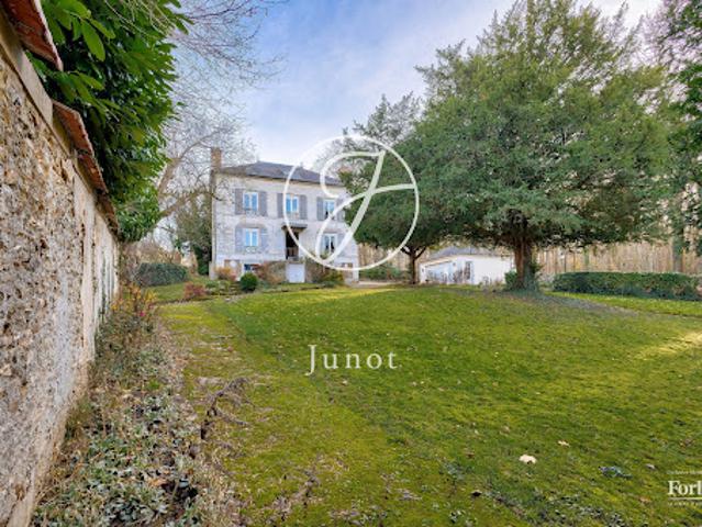 Vente Maison 13 pièces 190.1 m2 La Celle Saint Cloud
