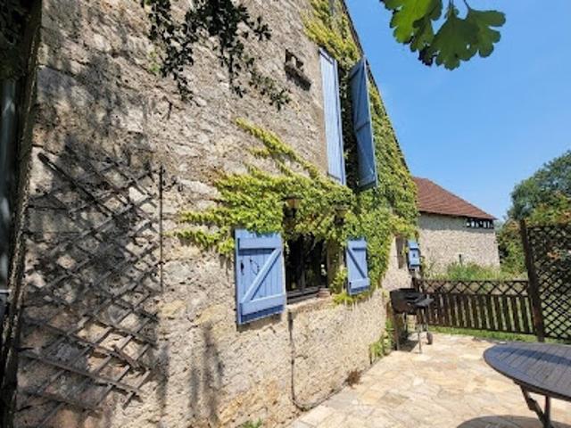 Vente Maison 13 pièces 270 m2 Cavagnac
