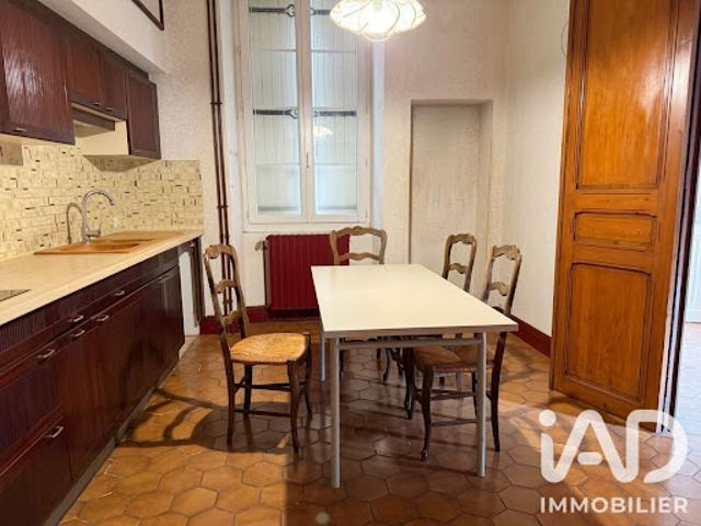 Vente Maison 13 pièces 270 m2 Jarnac