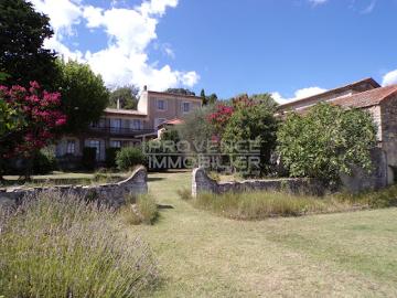 Vente Maison 13 pièces 271.3 m2 Montelimar