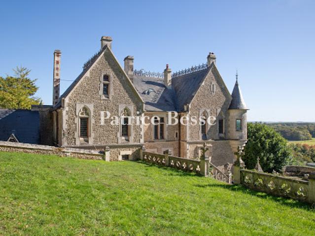 Vente Maison 13 pièces 275 m2 La Chartre sur le Loir