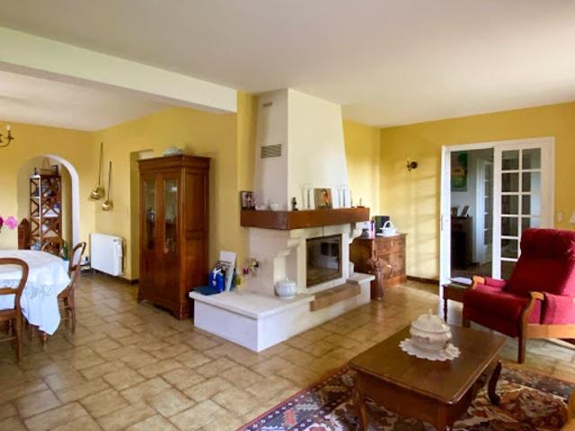 Vente Maison 13 pièces 285 m2 Saint André de Cubzac