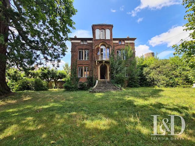 Vente Maison 13 pièces 230 m2 Saint cheron