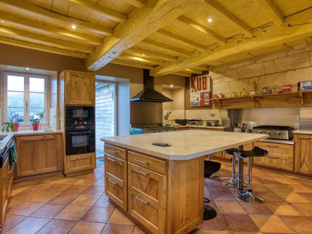 Vente Maison 13 pièces 350 m2 Jaure