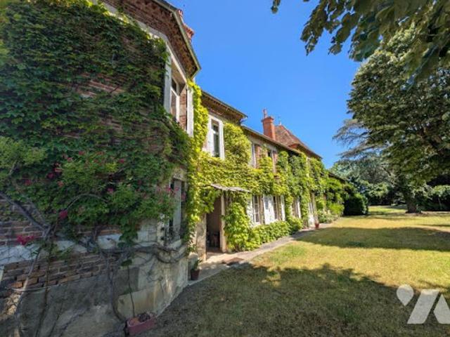 Vente Maison 13 pièces 365 m2 Broût Vernet
