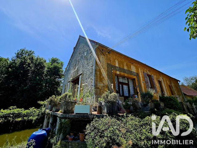 Vente Maison 13 pièces 385 m2 Chézy sur Marne