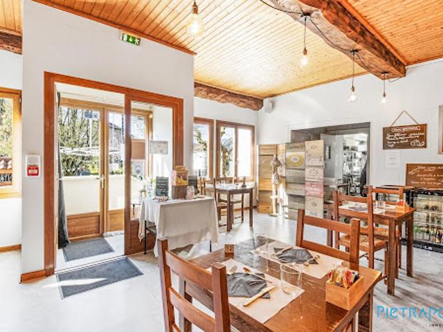 Vente Maison 13 pièces 386 m2 Chambost Allières