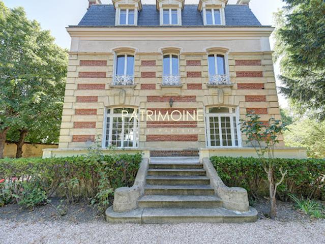 Vente Maison 13 pièces 323 m2 Chatou