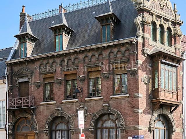 Vente Maison 13 pièces 327.32 m2 Lille
