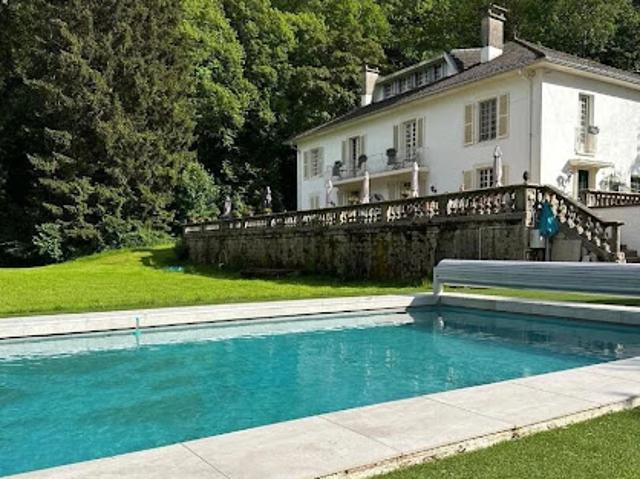 Vente Maison 13 pièces 485 m2 Remiremont