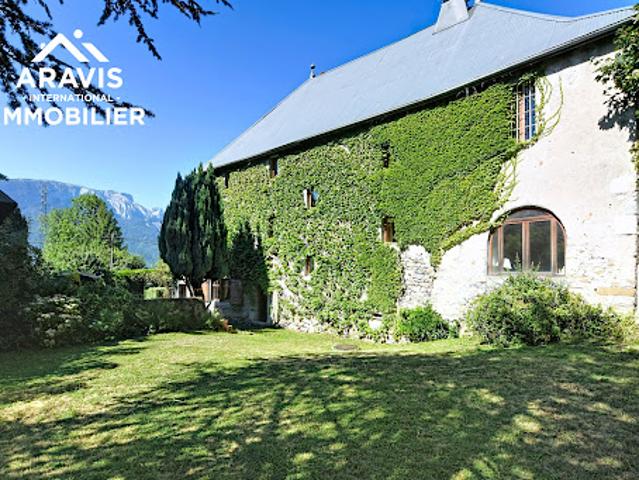 Vente Maison 13 pièces 414 m2 Chatillon sur cluses