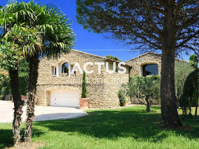 Vente Maison 13 pièces 434 m2 Sénas