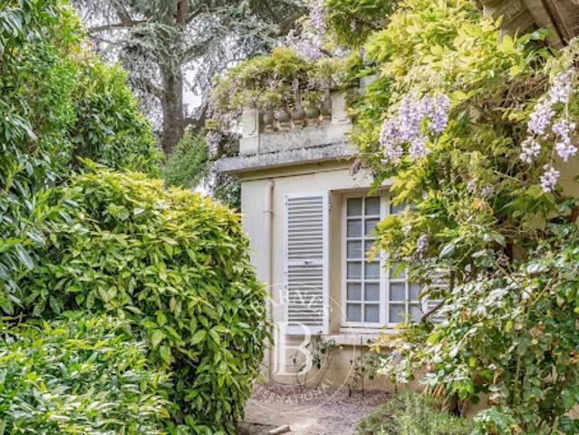 Vente Maison 13 pièces 439 m2 Versailles