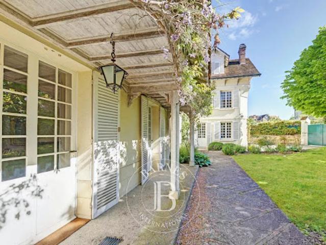 Vente Maison 13 pièces 439 m2 Le chesnay