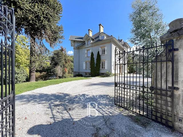 Vente Maison 13 pièces 507.65 m2 Chambery