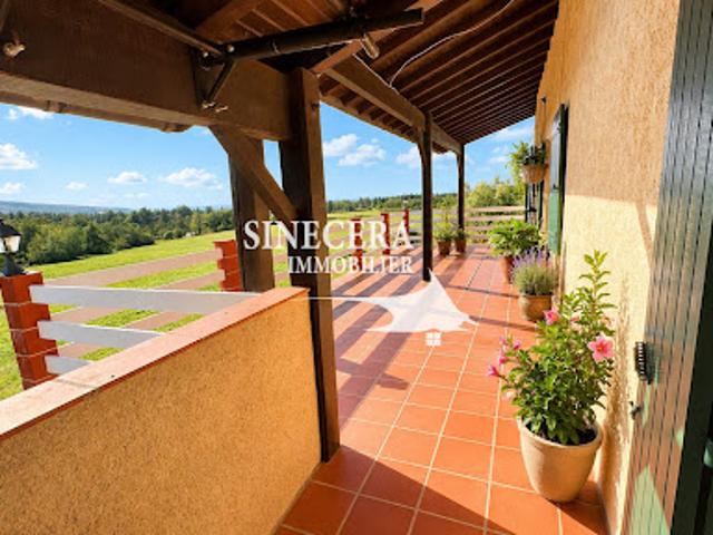 Vente Maison 13 pièces 518 m2 Vaudreuille