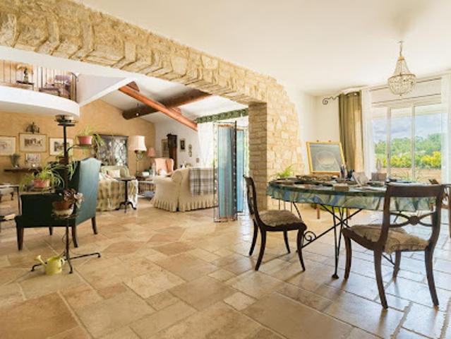 Vente Maison 13 pièces 691.55 m2 Riez
