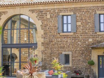Vente Maison 13 pièces 900 m2 Saint Martin de Crau
