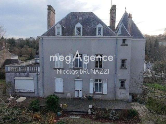 Vente maison 14 pièces Ambrières les Vallées 53