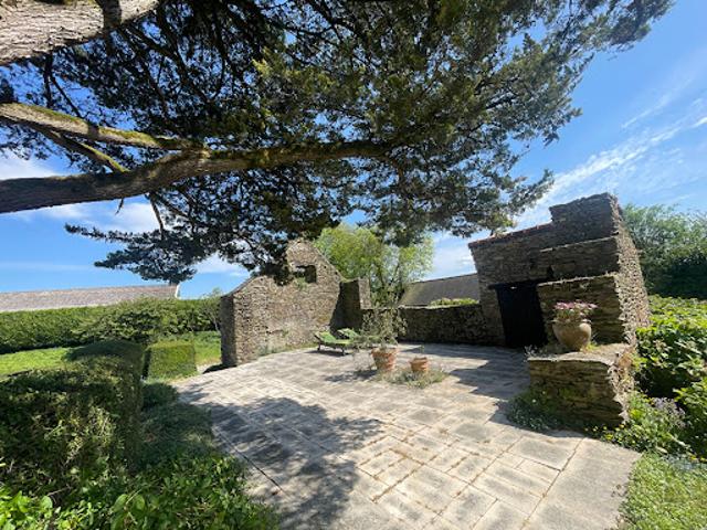 Vente Maison 14 pièces 260 m2 Huelgoat
