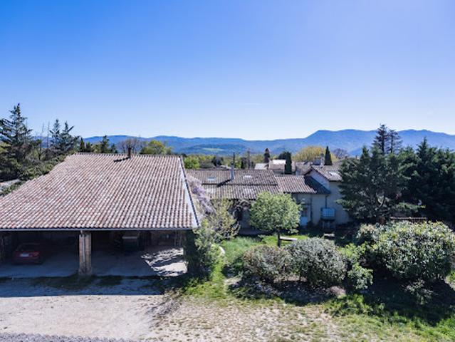 Vente Maison 14 pièces 359 m2 Montvendre