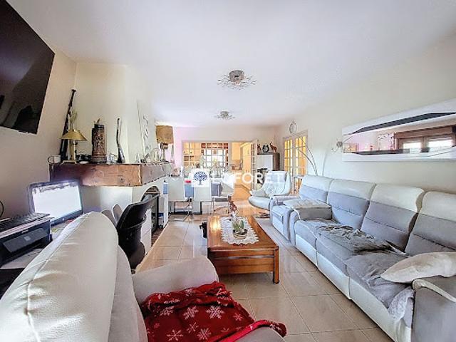 Vente Maison 14 pièces 388 m2 Marest Dampcourt