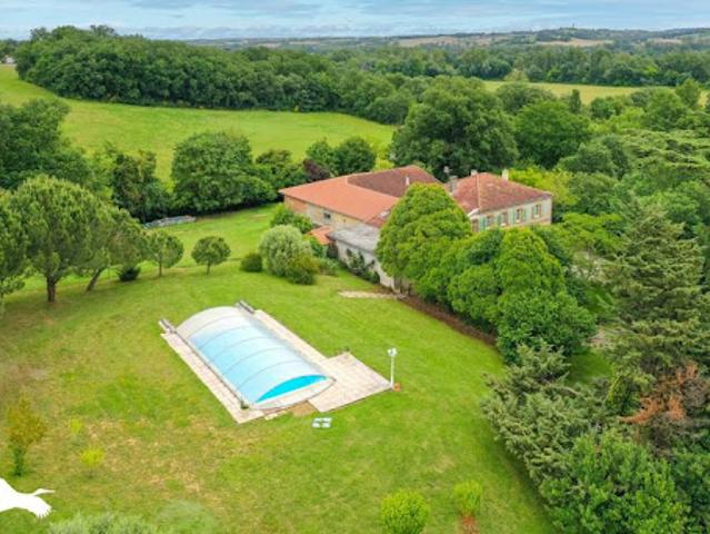 Vente Maison 14 pièces 305 m2 Samatan
