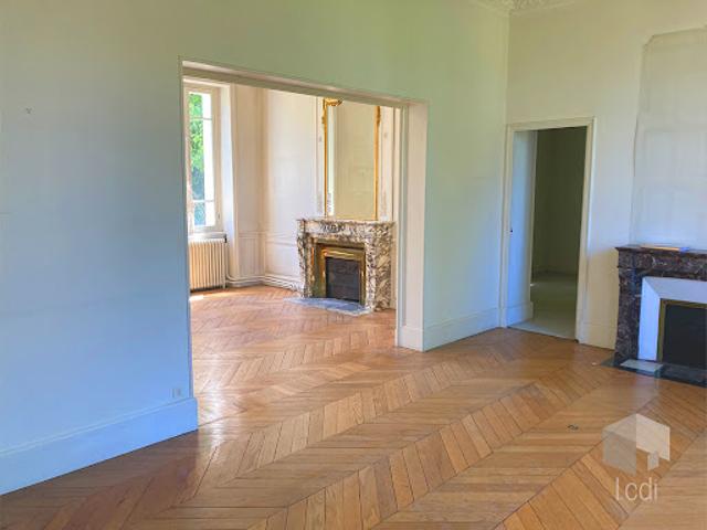 Vente Maison 14 pièces 318 m2 Montelimar