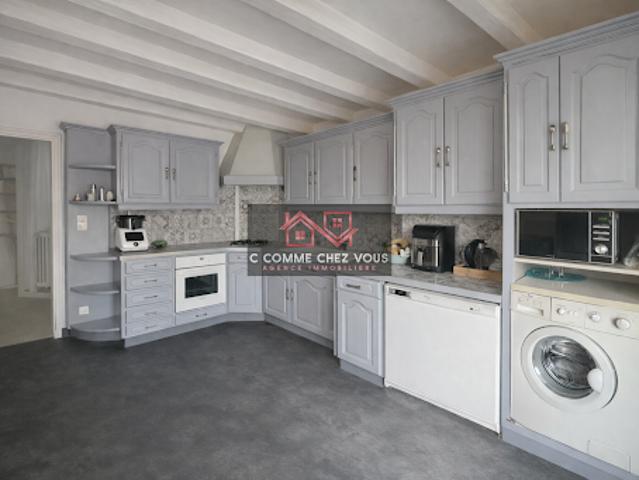 Vente Maison 14 pièces 330 m2 Ozoir la ferriere