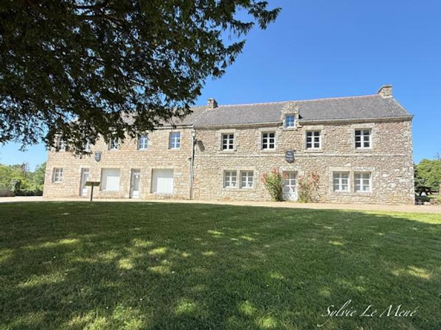 Vente Maison 14 pièces 459 m2 Guern